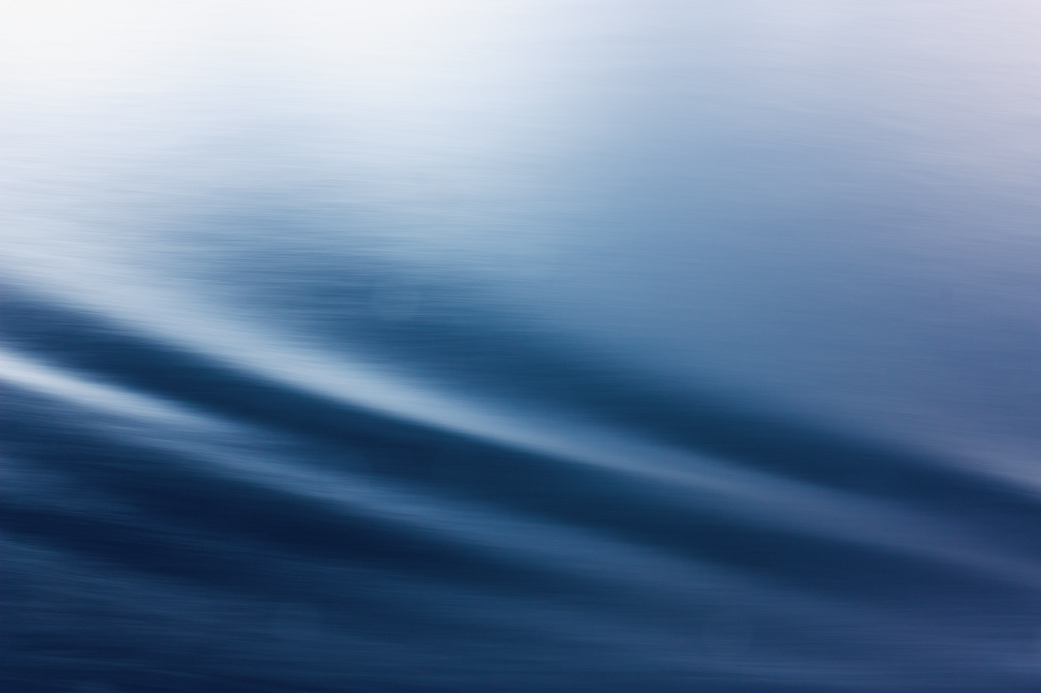 CLOSE-UP OF ABSTRACT BACKGROUND